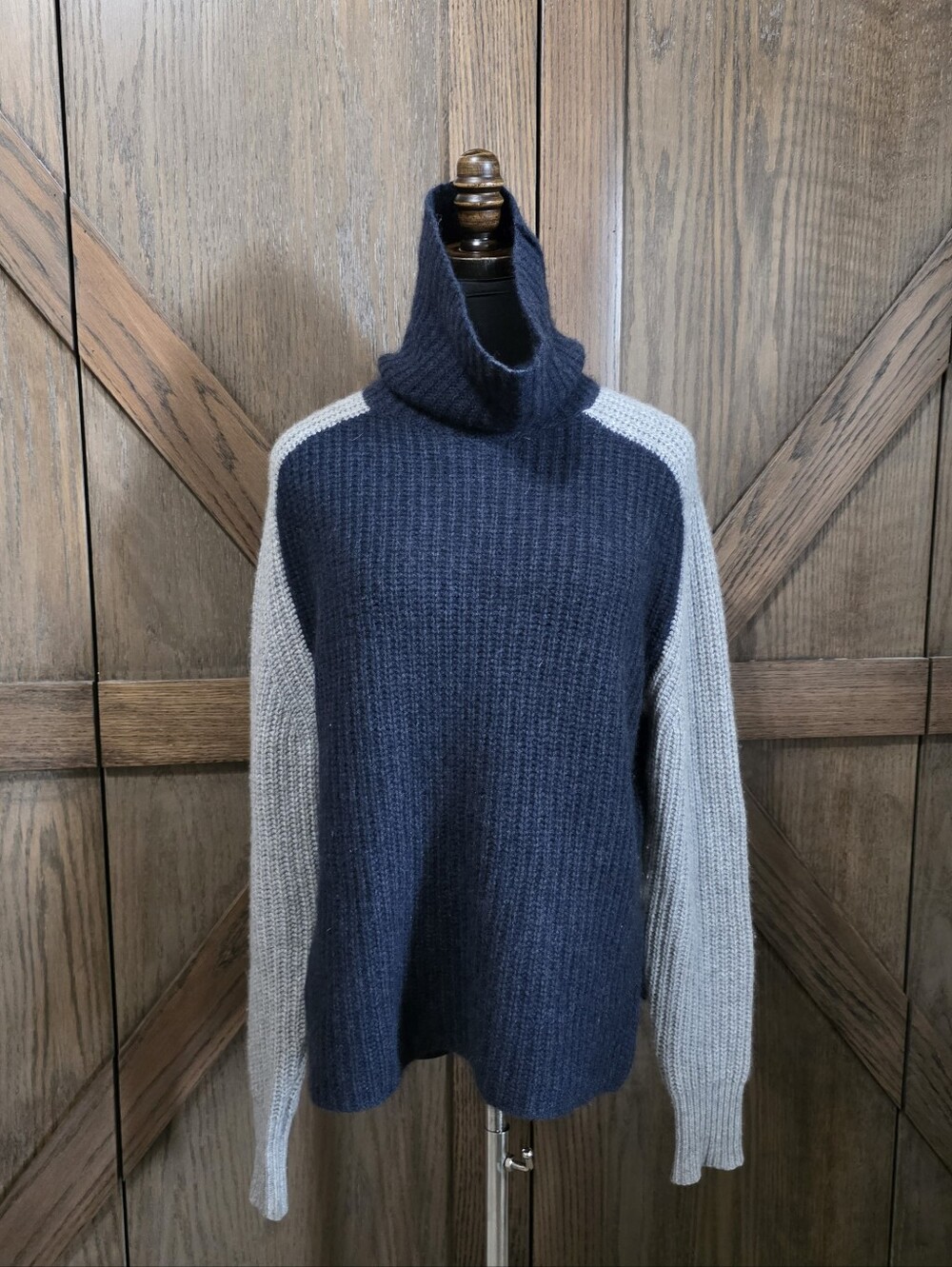 360 Cashmere Colorblock Turtleneck